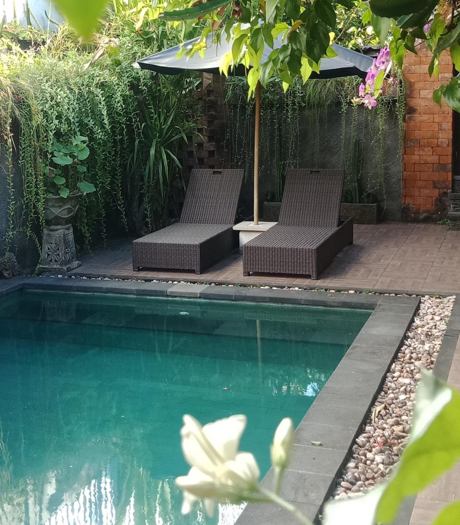 D'Puja Home Stay And Spa Nusa Dua  Kültér fotó
