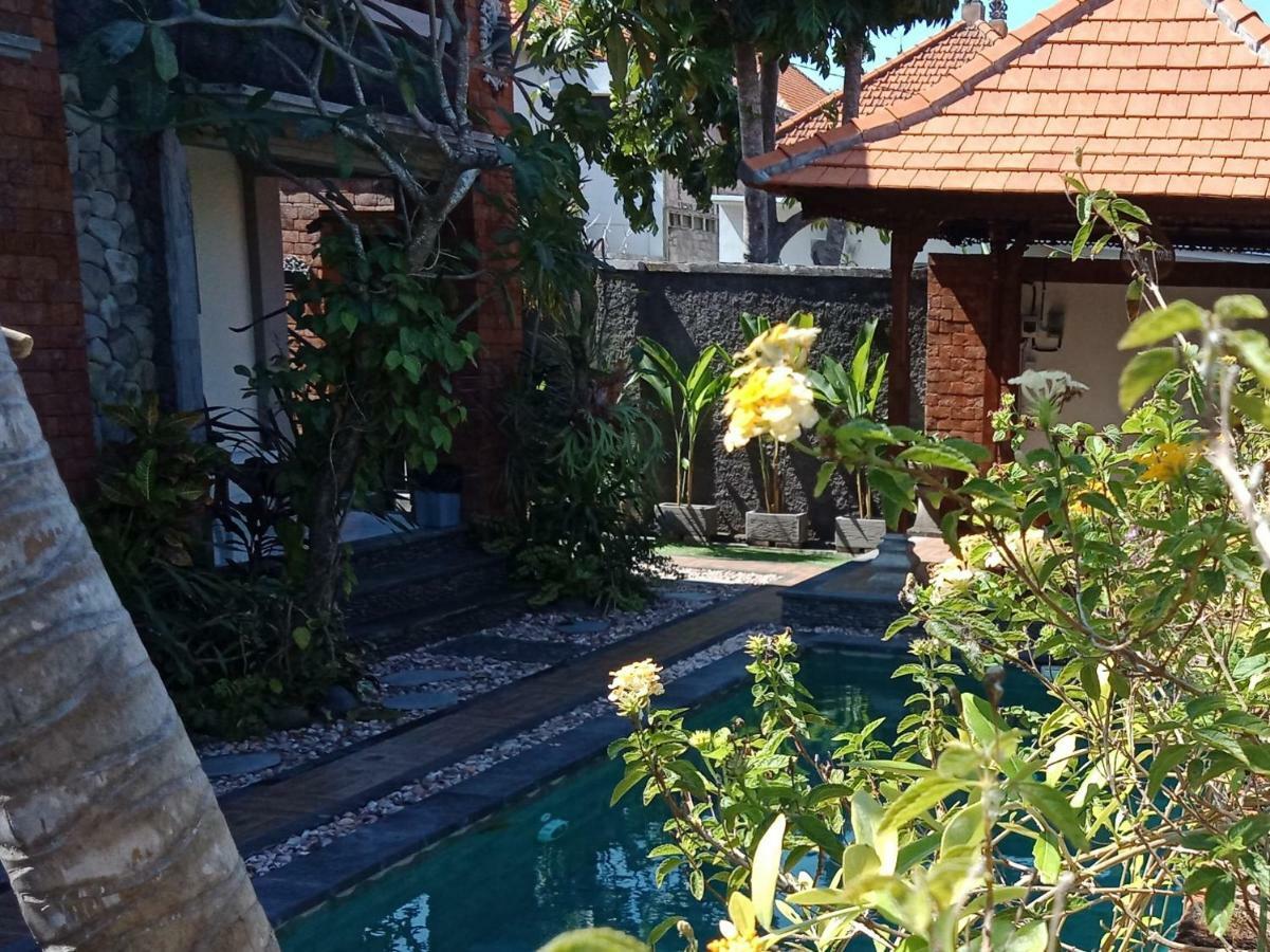 D'Puja Home Stay And Spa Nusa Dua  Kültér fotó